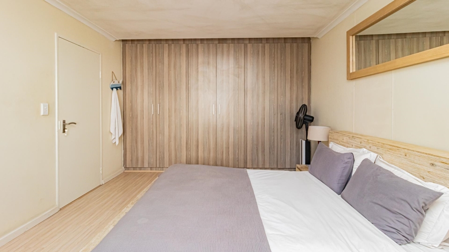 2 Bedroom Property for Sale in Big Bay Western Cape